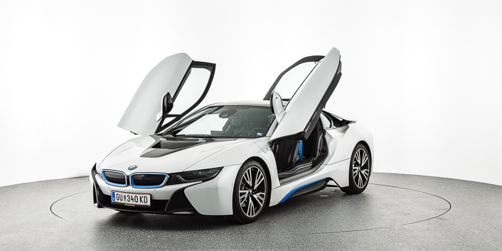 How Professional Car Photos Can Boost Your Vehicle Sales